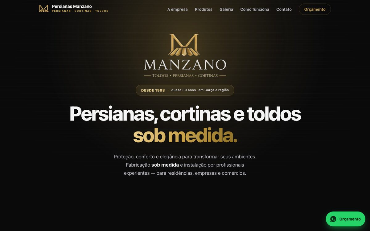 Topo do site da Persianas Manzano: logo dourada sobre fundo preto com textura de lâminas de persiana.